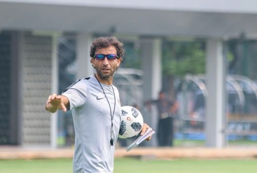 Luis Milla Merapat ke Persib Bandung, Atep Ungkap Harapan di Liga 1 - GenPI.co