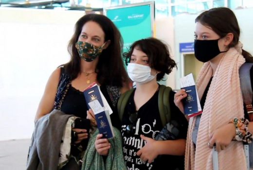199 WN Australia Meninggalkan Indonesia Melalui Bali, Ada Apa? - GenPI.co