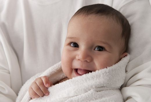 Inspirasi Nama Bayi yang Bagus & Unik, Maknanya Keberuntungan! - GenPI.co