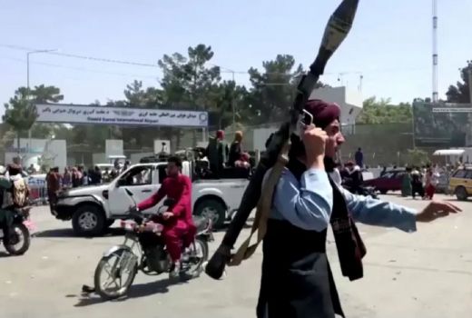 ISIS Beraksi di bandara Kabul, 2 Ledakan, Belasan Tewas! Ngeri - GenPI.co