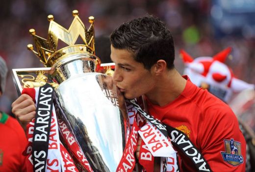 Ronaldo Hadir, Manchester United Langsung Naik Kelas - GenPI.co