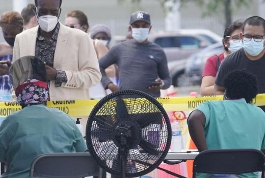 Amerika Digulung Tsunami Covid-19, RS Kian Kolaps - GenPI.co