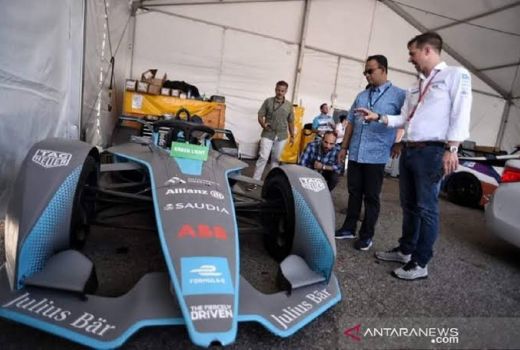Ferdinand Hutahaean Sentil Event Formula E, Menohok Banget - GenPI.co