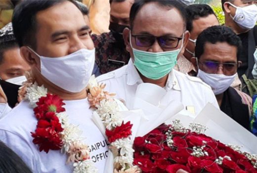 Bebas dari Penjara, Wajah Saipul Jamil Semringah Banget! - GenPI.co