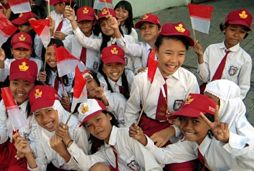 MK Wajibkan Sekolah Gratis, Mendikdasmen: Tunggu Salinan Putusan, Cek Fiskal Dulu - GenPI.co