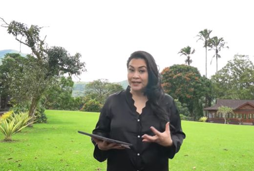 Tips Zoya Amirin agar Suami Istri Tetap Membara saat Hubungan di Ranjang - GenPI.co
