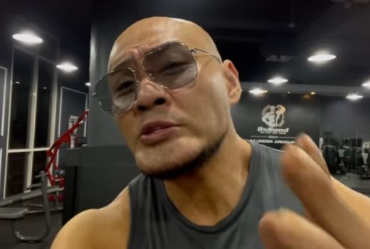 Deddy Corbuzier Tanya Anak Presiden Pijit Plus-plus, Kaesang... - GenPI.co