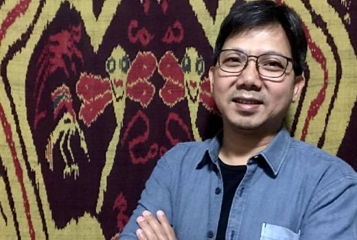 Bung Towel Tantang Direktur Teknik, Isinya Tegas - GenPI.co