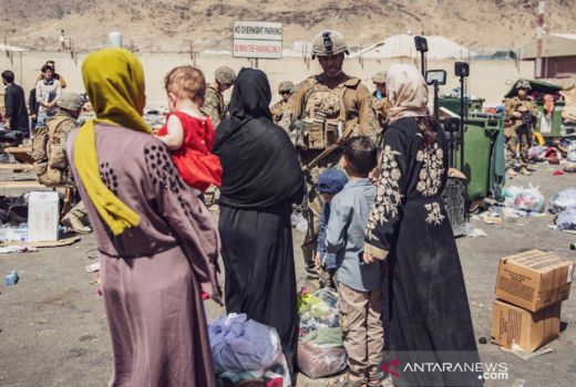 Taliban Berbaik Hati, 200 Warga Asing Lega - GenPI.co