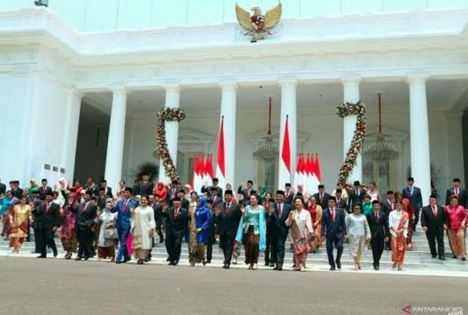Reshuffle Kabinet Masih Gelap, Harap Bersabar - GenPI.co