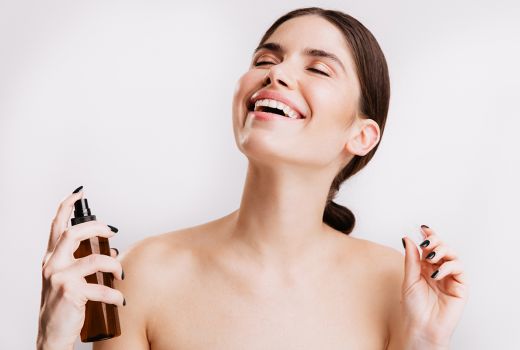 3 Pilihan Sunscreen Spray Murah Meriah, Harga di Bawah Rp100 Ribu - GenPI.co