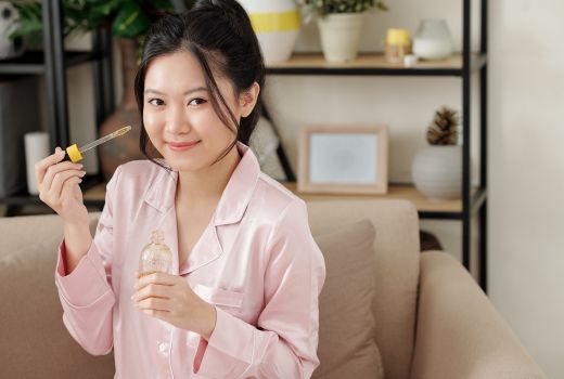 Skincare dengan Kandungan Asam Glikolat Ampuh Mencerahkan Kulit - GenPI.co