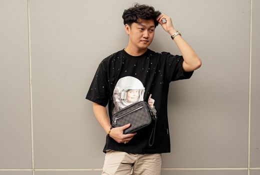 Dulu Susah, YouTuber Erwin Laisuman Kini Bagi-Bagi Uang - GenPI.co