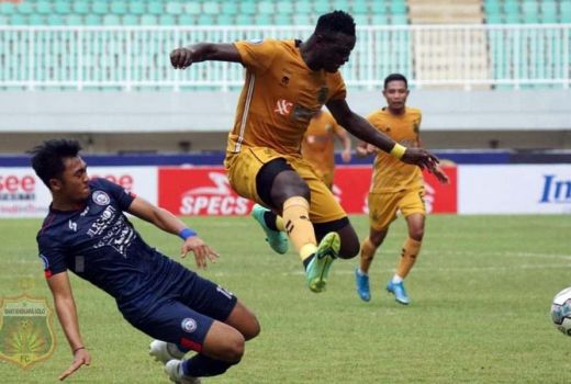 Ezechiel N'Douassel Moncer, Bhayangkara FC Beber Hal Penting - GenPI.co