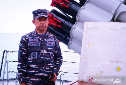 5 Kapal KRI dan 1 Pesawat Bergerak, Perairan Natuna Dijaga Ketat - GenPI.co