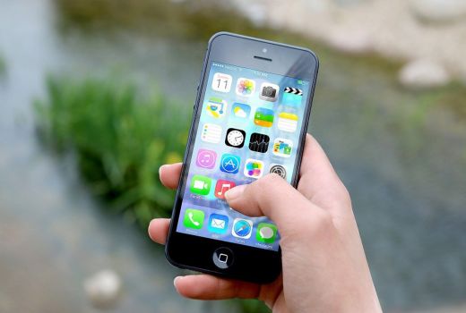 Apple Siap Meluncurkan iOS 15, Deretan Fitur Barunya Kece Banget! - GenPI.co