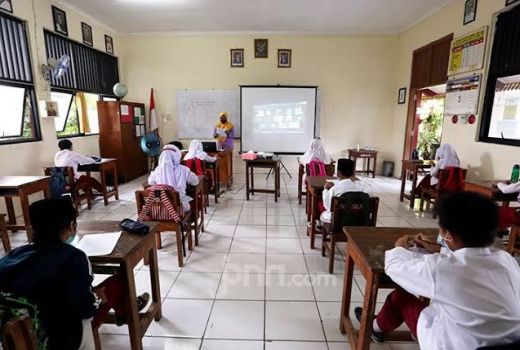 25 Sekolah Diisukan Klaster Covid-19, Disdik DKI Bilang Begini - GenPI.co
