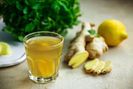 Kalau Wanita Rutin Minum Air Rebusan Jahe, Manfaatnya Dahsyat - GenPI.co