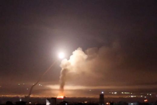 Dua Roket Memelesat di Langit Baghdad, Sasarannya Tak Main-main - GenPI.co