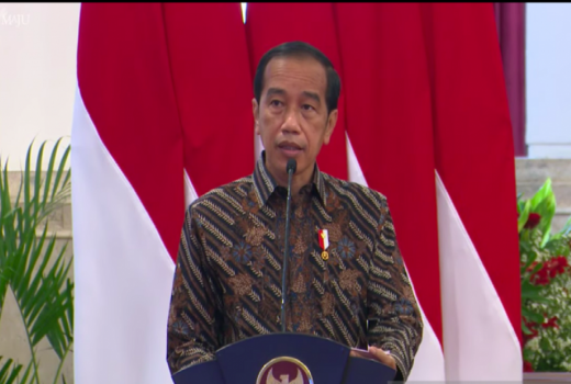 LBH Jakarta Gugat Jokowi, Dianggap Gagal Tuntaskan Pinjol Bodong - GenPI.co