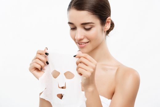 3 Rekomendasi Bubble Mask Murah, Ampuh Bikin Wajah Glowing! - GenPI.co