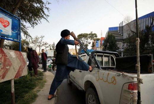 Titah Taliban kepada Sopir Taksi, Simak Baik-baik! - GenPI.co