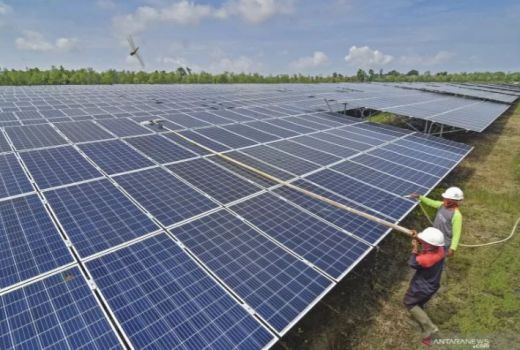 Makin Terang! ESDM Pasang 388 Lampu Surya Hemat Energi di Papua - GenPI.co