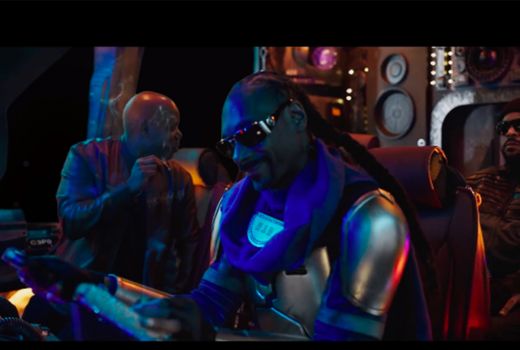 Snoop Dogg Jadi Mandalorian – Kostumnya Keren Banget! - GenPI.co