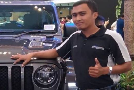 Terimbas Pandemi, Pemuda Ini Tetap Tekun Pasarkan Kotak Berkah - GenPI.co