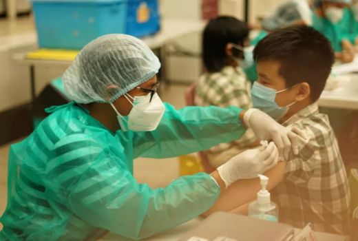 Ketum IDI : Dokter Indonesia Terus Semangat Meski Nyawa Risikonya - GenPI.co