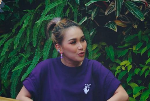 Viral MUI Minta Acara TV Ayu Ting Ting Dihentikan, Ternyata Hoaks - GenPI.co