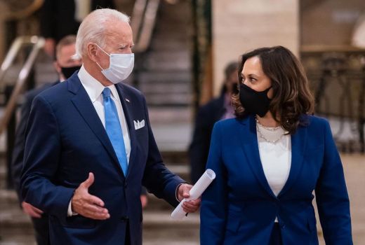Kamala Harris Bidik Dukungan dari Pemilih Arab Amerika - GenPI.co