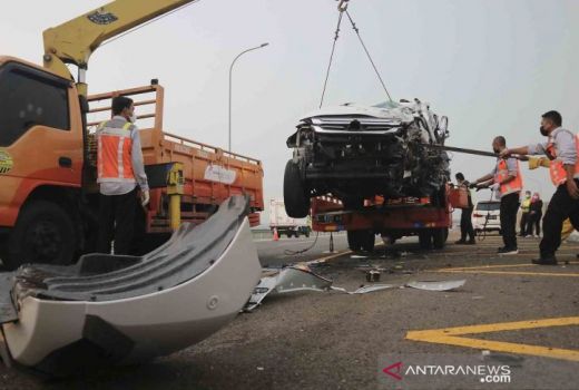 Aksi Ayah Vanessa Angel di Tol Jombang Mengejutkan, Ya Tuhan - GenPI.co