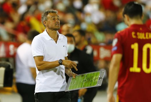Christophe Galtier Kena Kasus Anti Islam, PSG Datangkan Luis Enrique - GenPI.co