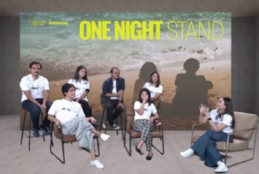 Film One Night Stand, Sebuah Cerita Cinta yang Jujur - GenPI.co