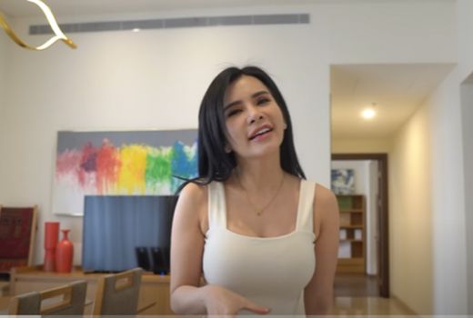 Maria Vania Beber Gaya yang Bikin Pria dan Wanita Ketagihan, Wow - GenPI.co