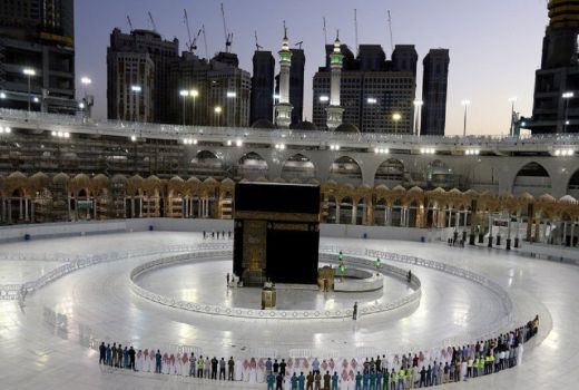 Arab Saudi Sudah Buka Pintu Masuk, Umrah Uji Coba Segera Jalan - GenPI.co