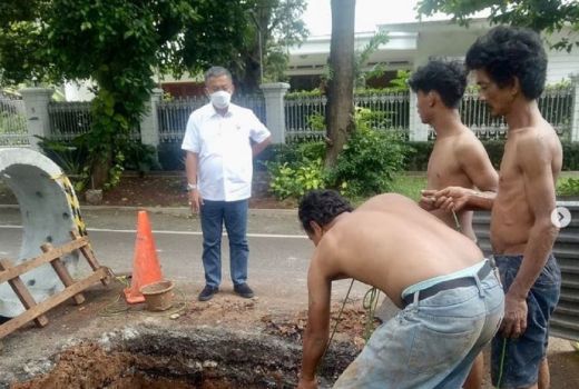 Politisi PDIP Sidak Sumur Resapan, Kata ini Langsung Terlontar - GenPI.co