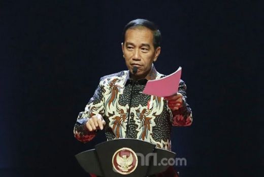 Tingkat Kepercayaan Publik kepada Jokowi Meningkat Tajam - GenPI.co