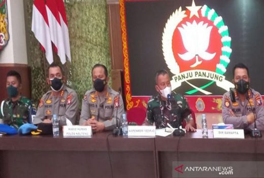 Ya Ampun, Anggota Polwan di Kalteng Dihajar TNI - GenPI.co