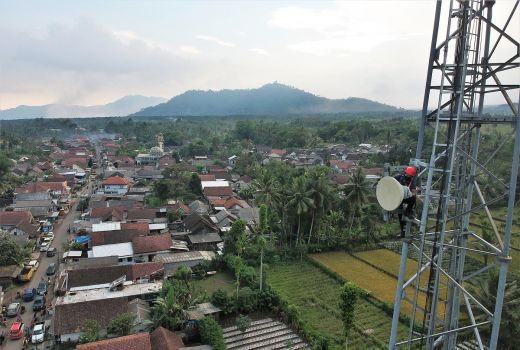XL Axiata Pastikan Jaringan Aman Setelah Terjadi Erupsi Gunung Semeru - GenPI.co