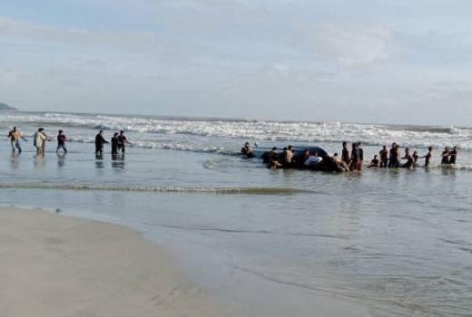 Kapal Imigran Gelap Asal Indonesia Karam di Perairan Malaysia - GenPI.co