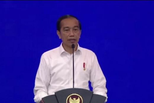 Jokowi Sanjung Nadiem Makarim, Sebut Indonesia Beruntung - GenPI.co