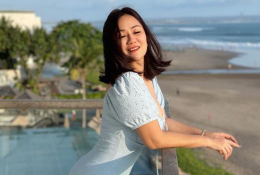 Cerai, Instagram Tante Ernie Si Pemersatu Bangsa Hilang - GenPI.co