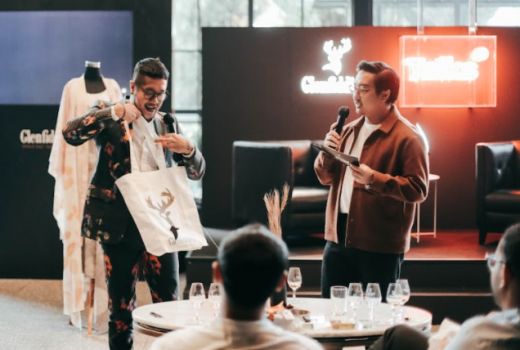 Gandeng Rama Dauhan, Glenfiddich Gelar Materclass Warisan Fesyen - GenPI.co