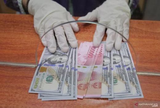 Powell Singgung Suku Bunga Acuan, Dolar AS Bertaji - GenPI.co