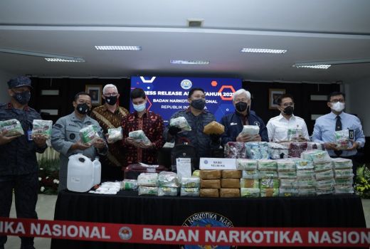 Muncul Wacana Legalisasi Ganja di Indonesia, BNN Buka Suara - GenPI.co