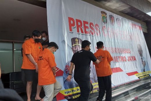 Nih, Dia Sosok Artis yang Diciduk Prostitusi Online - GenPI.co