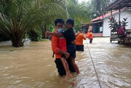 Banjir Jadi Sinyal Batam Darurat Lingkungan - GenPI.co