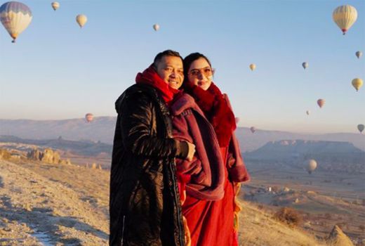 Liburan di Cappadocia, Anang dan Ashanty Bak Pasangan Muda! - GenPI.co